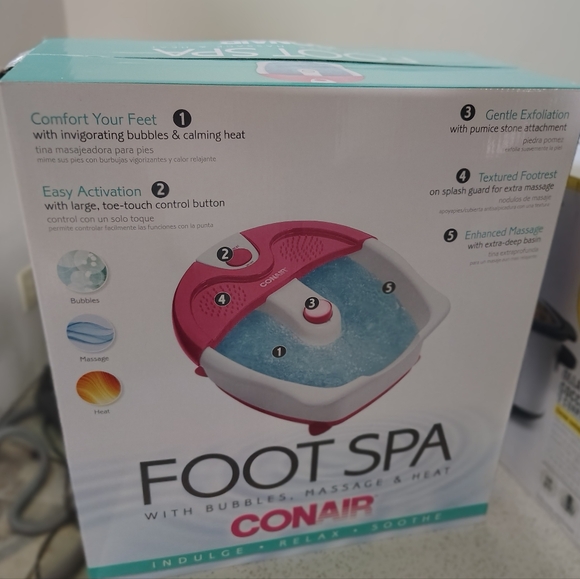 NIB Conair Foot Spa Heated Massage Bubbles And Textured Footrest - Picture 8 of 9